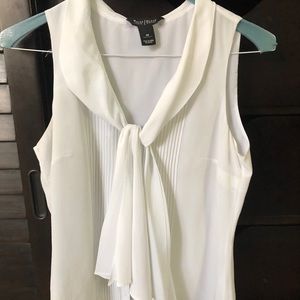 Silk White House Black Market shell size M